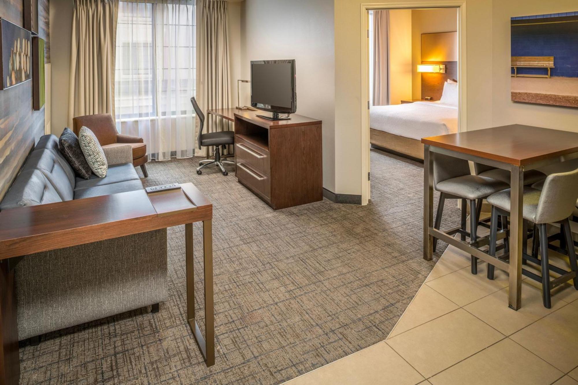 Two-Bedroom King Suite with Roll-In Shower - Mobility/Hearing Accessible